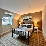 Warm And Cosy City Centre House