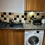 Maciver City Apartments Farraline Court