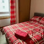 Maciver City Apartment Academy Street