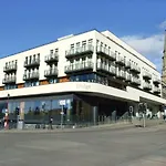 301 Riverside Apartment