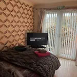 3Bedroom 1Bathroom 1 Shower Room In Quiet Area