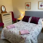 Reay Street Apartment