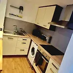 Cosy 1-Bed Apartment In Inverness