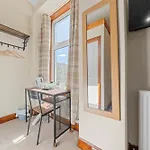 Mystayinn Cedar Villa Guest House