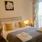 Nine Oaks Apartment