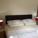 Four-Bedroom House - Stratherrick Free Parking