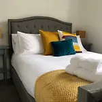 Dryburgh Apartment No3