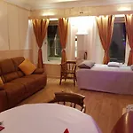 Georges Holiday Apt57A