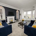 No 48 Castle View