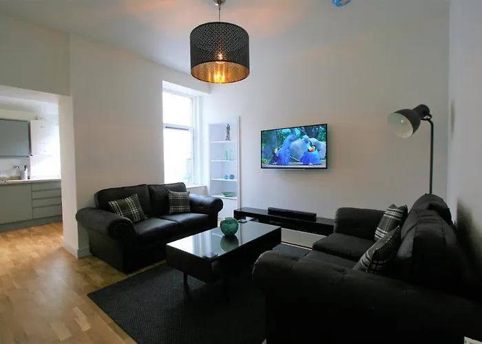Dryburgh Apartment No3
