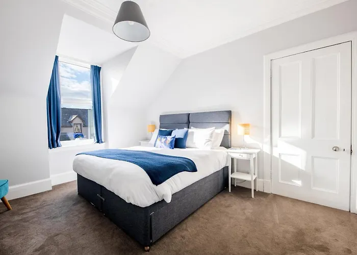 Dryburgh Apartments No2