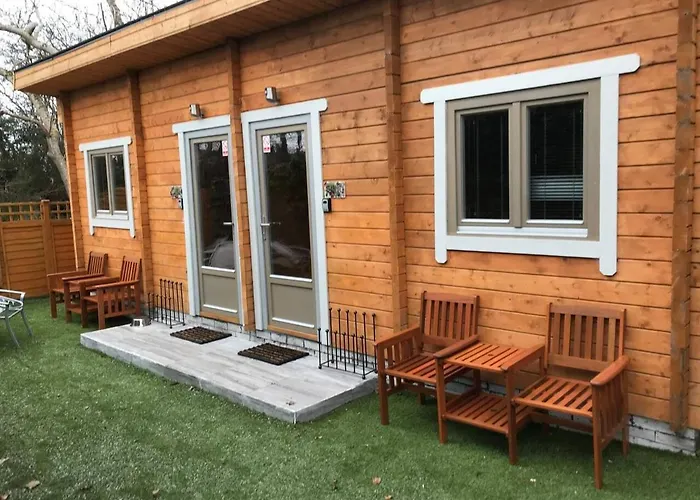 Immaculate Cabin 5 Mins To Inverness Dog Friendly