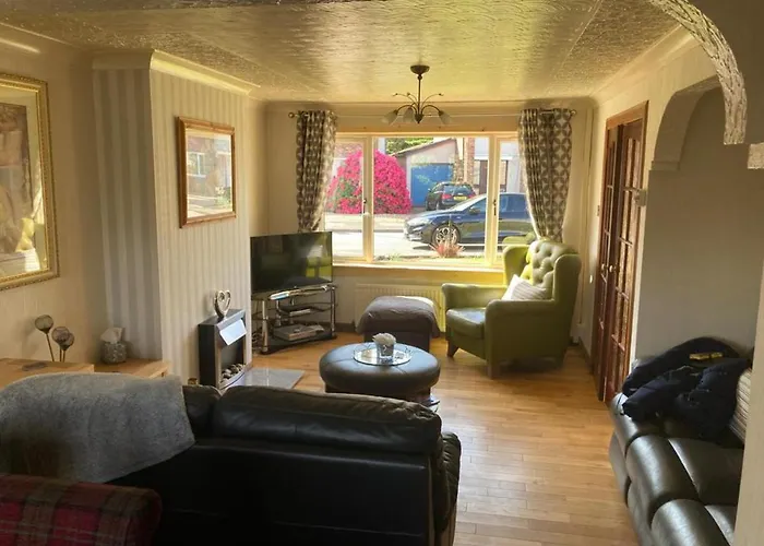3Bedroom 1Bathroom 1 Shower Room In Quiet Area