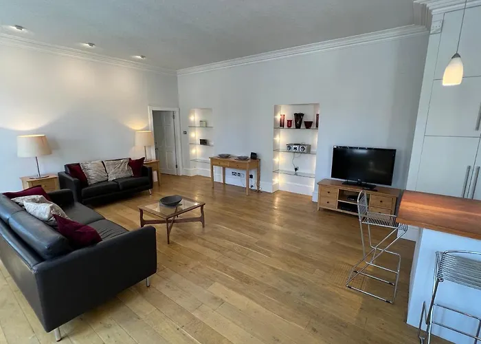 Historic Luxury Apartment In Inverness City Centre