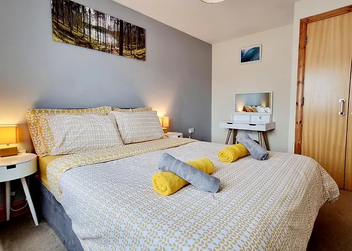 Caledonian 2 Bedroom Free Parking