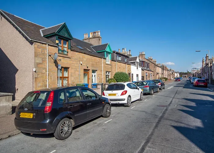 Innes Street Apartments