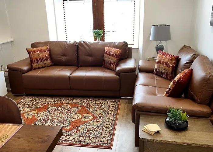 23 Innes Street Apartment