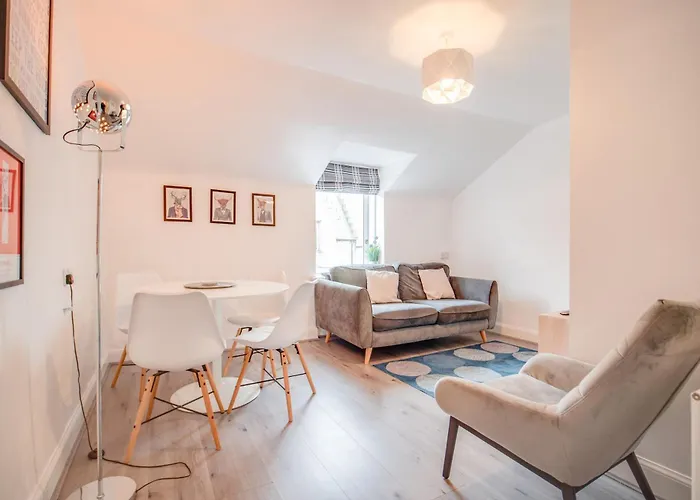 Comfortable 2-Bedroom Inverness Flat