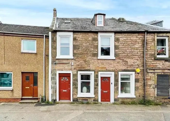 4 Lower Kessock Street