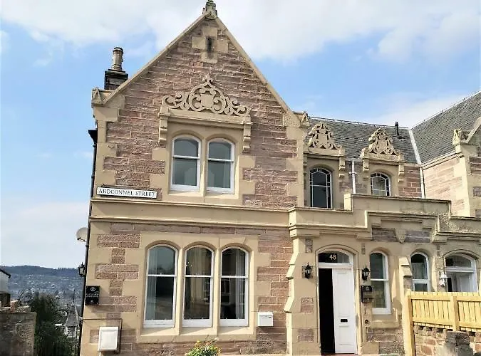 No 48 Castle View