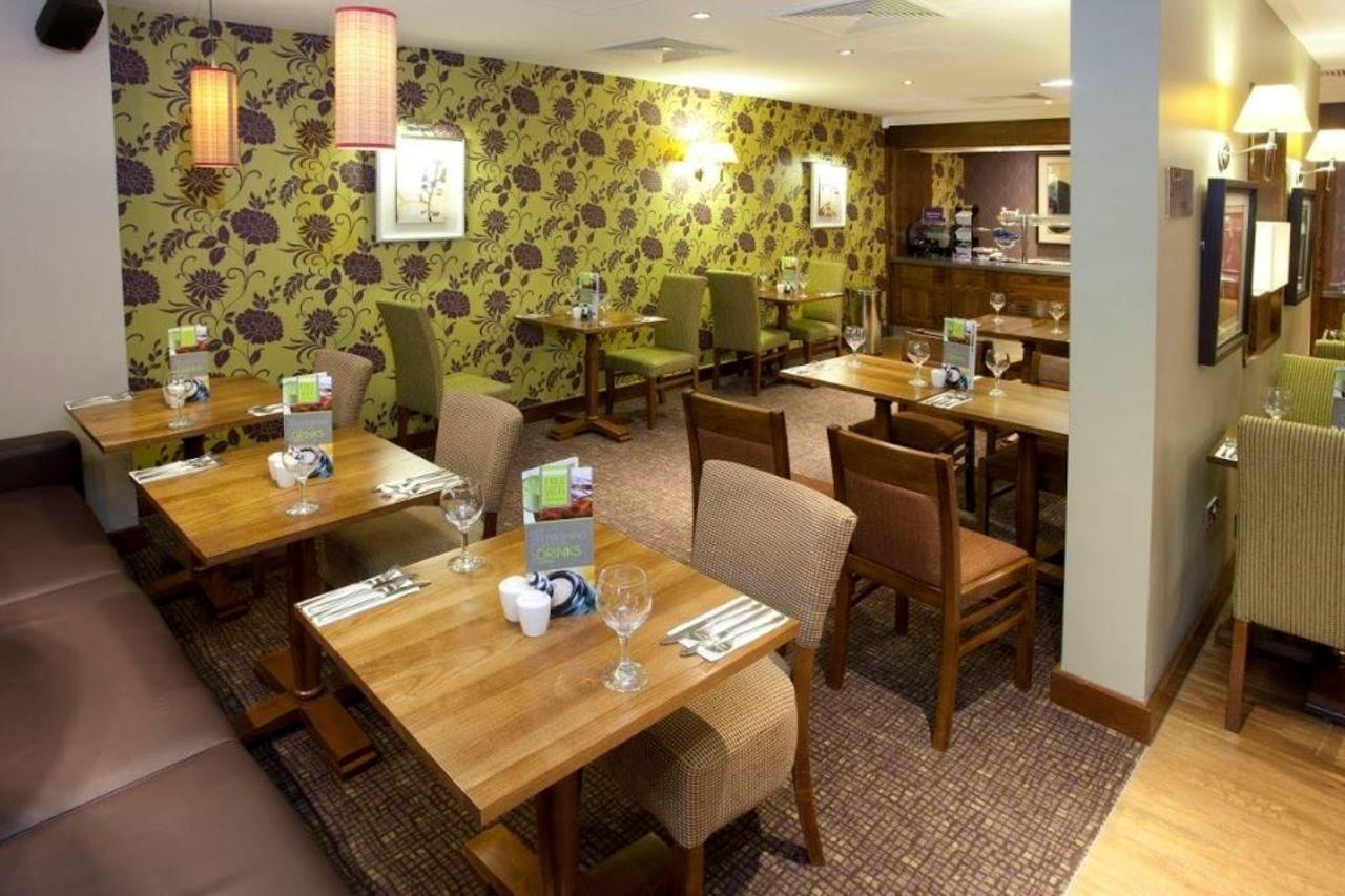 Premier Centre - River Ness Hotel 3*