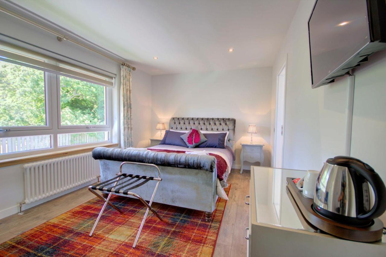 Loch Earn Bed & Breakfast *