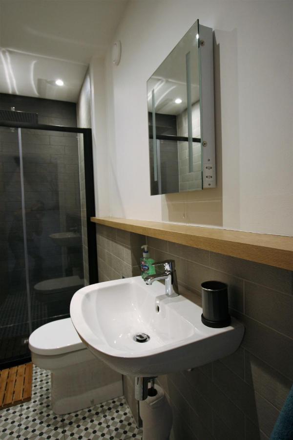 Dryburgh No3 Apartment