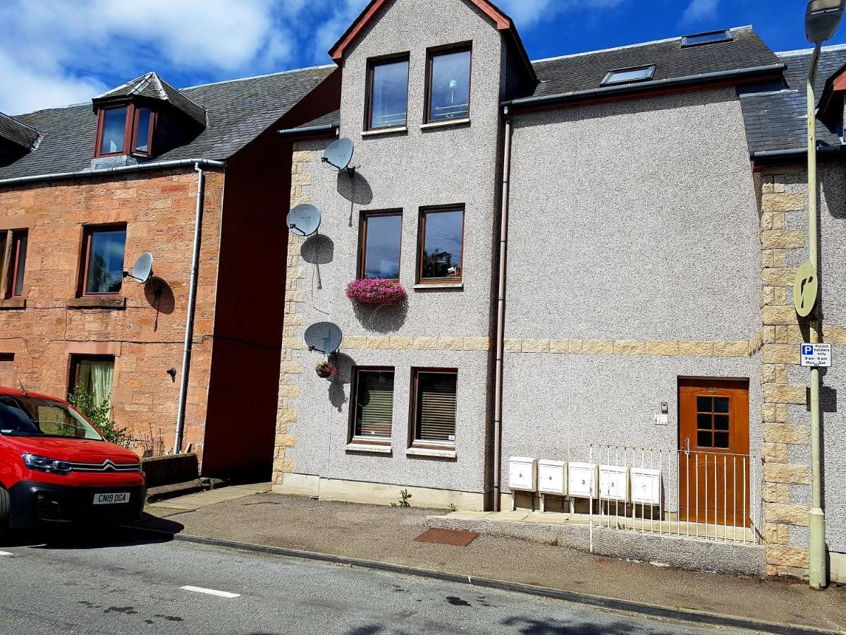 Apartment 2 Bedroom Free Parking *