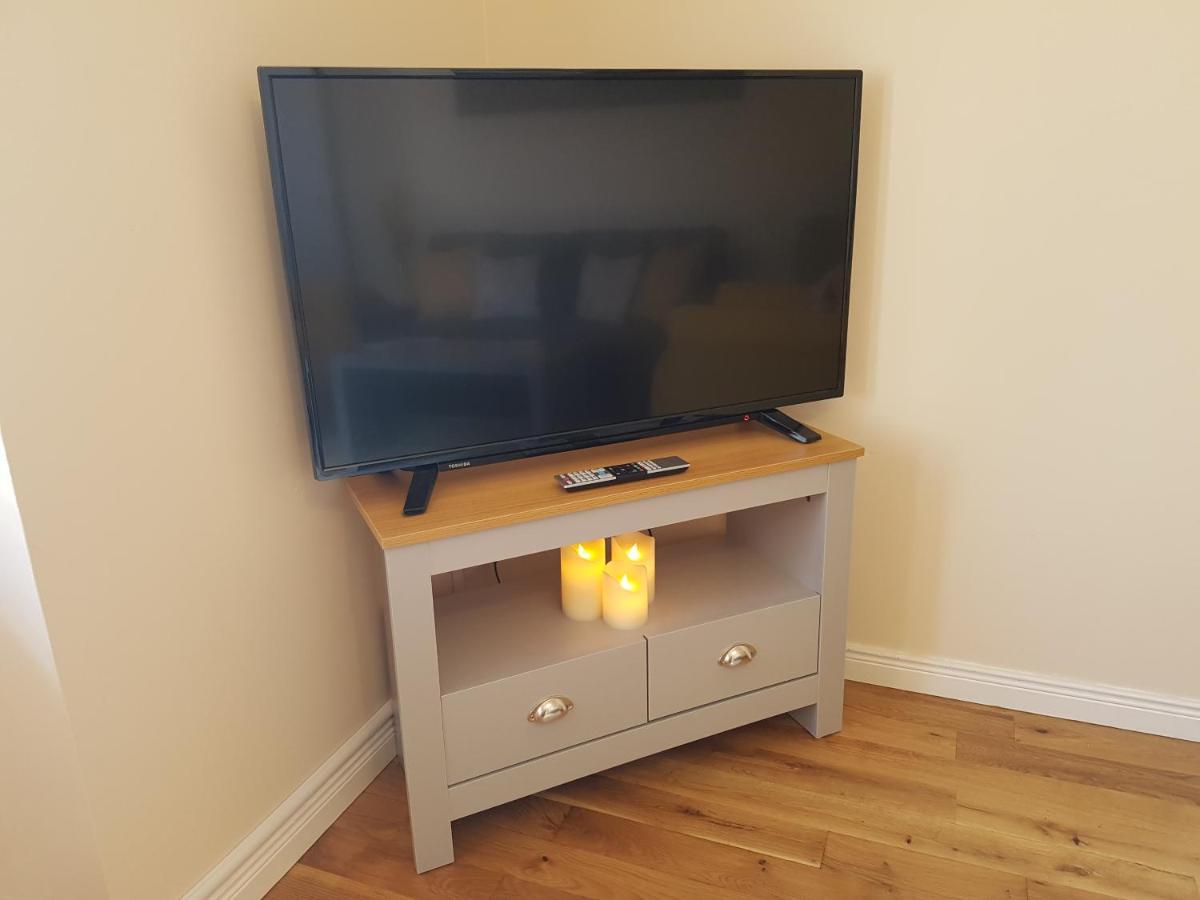 Apartment 2 Bedroom Free Parking Inverness