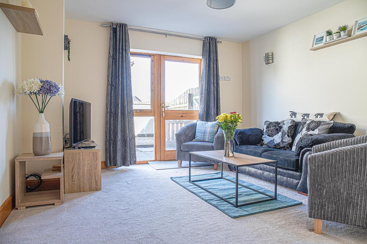 Caledonian 2 Bedroom Free Parking Apartment