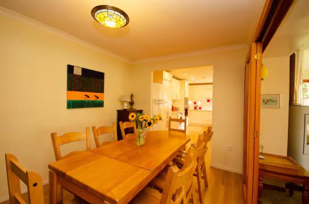 Comforts In Peaceful 2 Acres *