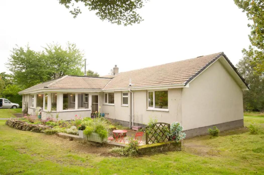 Comforts In Peaceful 2 Acres