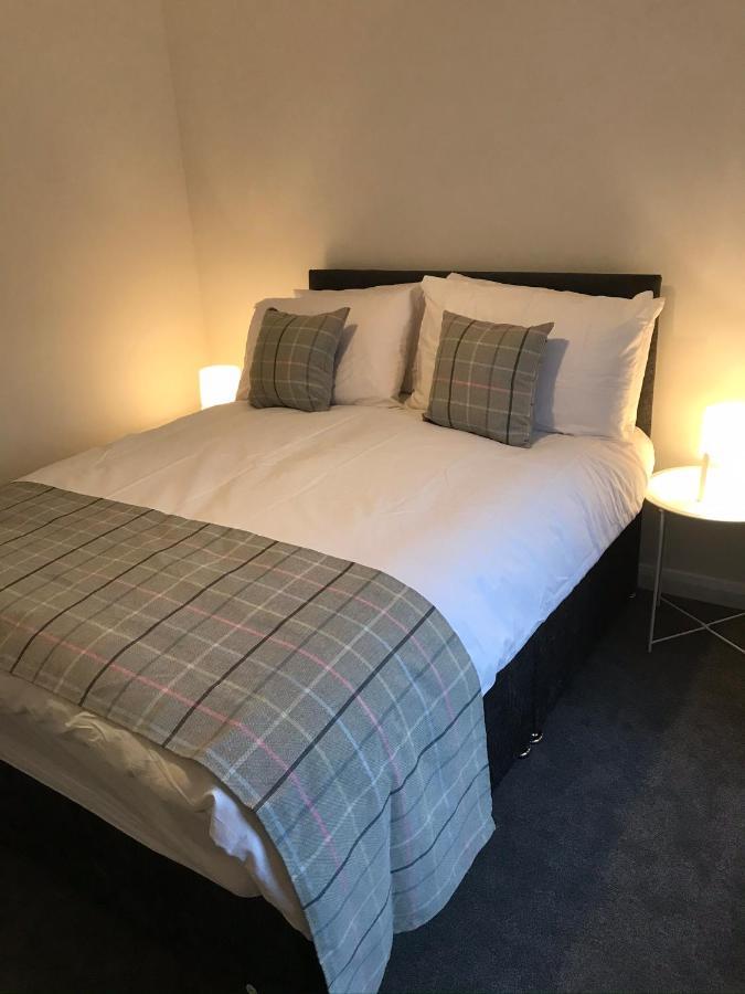 Thistle House Guest house *