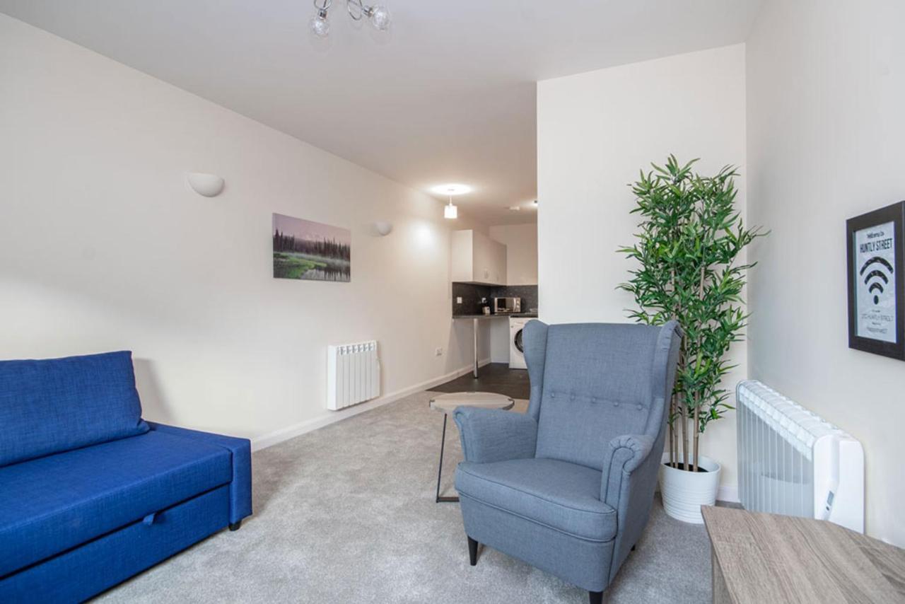 Apartment Ness River