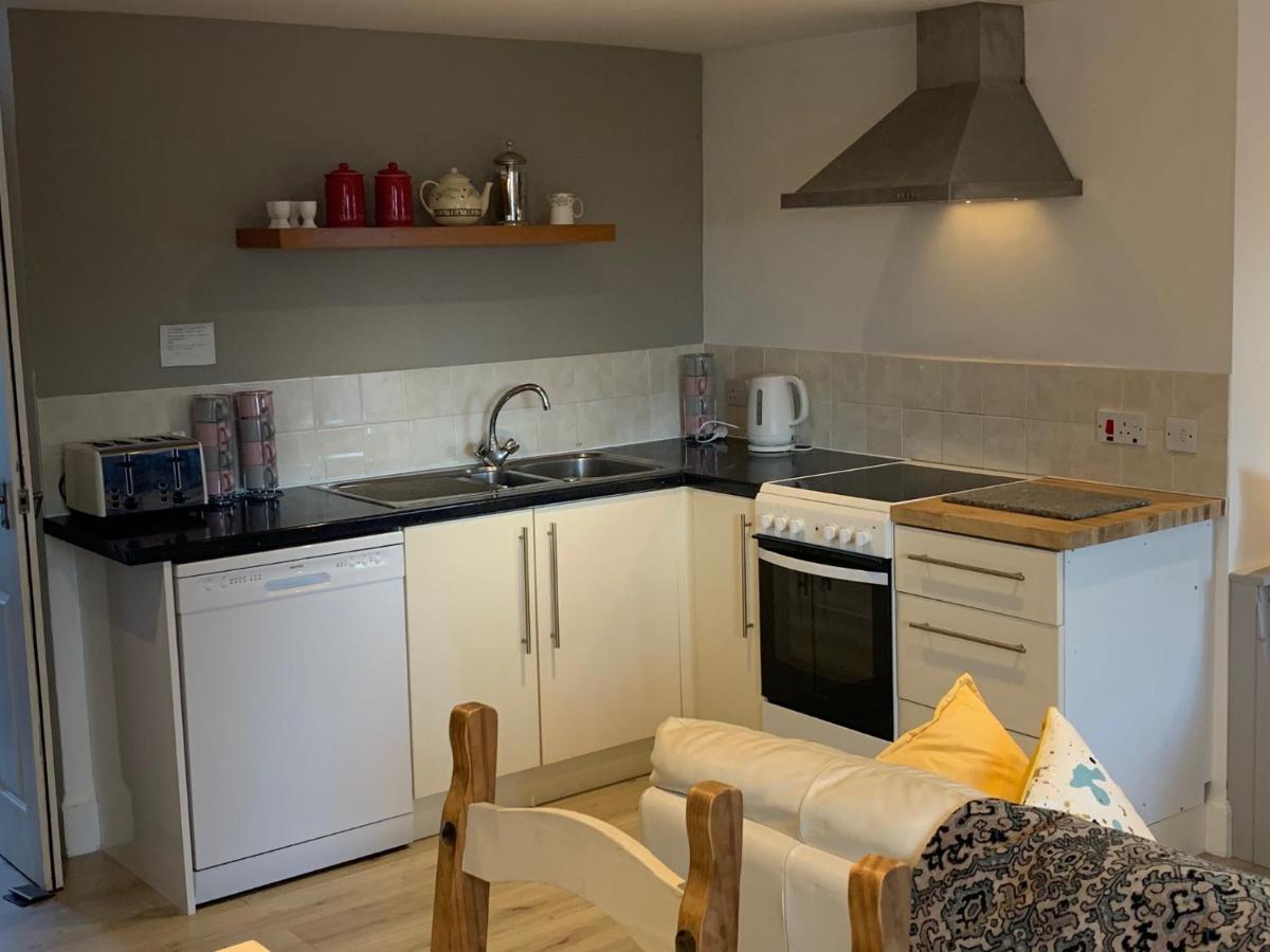 Hill House - Mews Town House, In A Quiet Private Close, In The Centre Of Inverness.