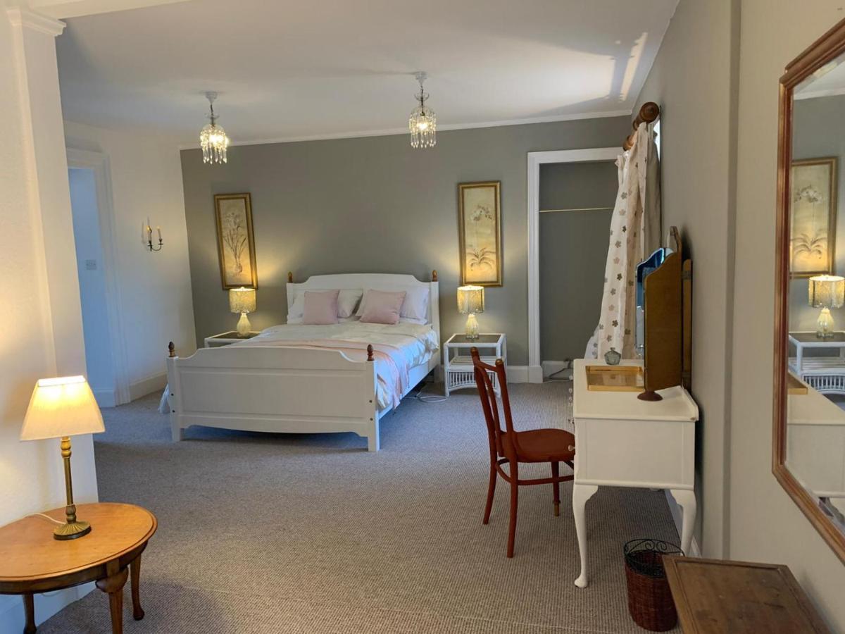 Hill House - Mews Town House, In A Quiet Private Close, In The Centre Of Inverness. Holiday home