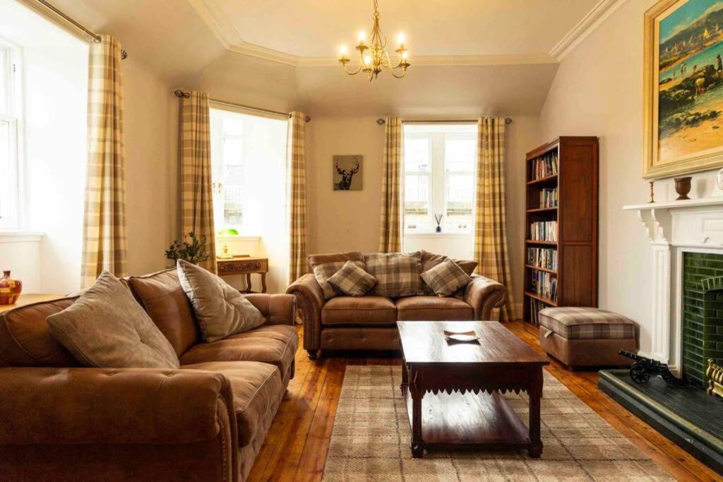 Spacious Centre Full Of Character Inverness