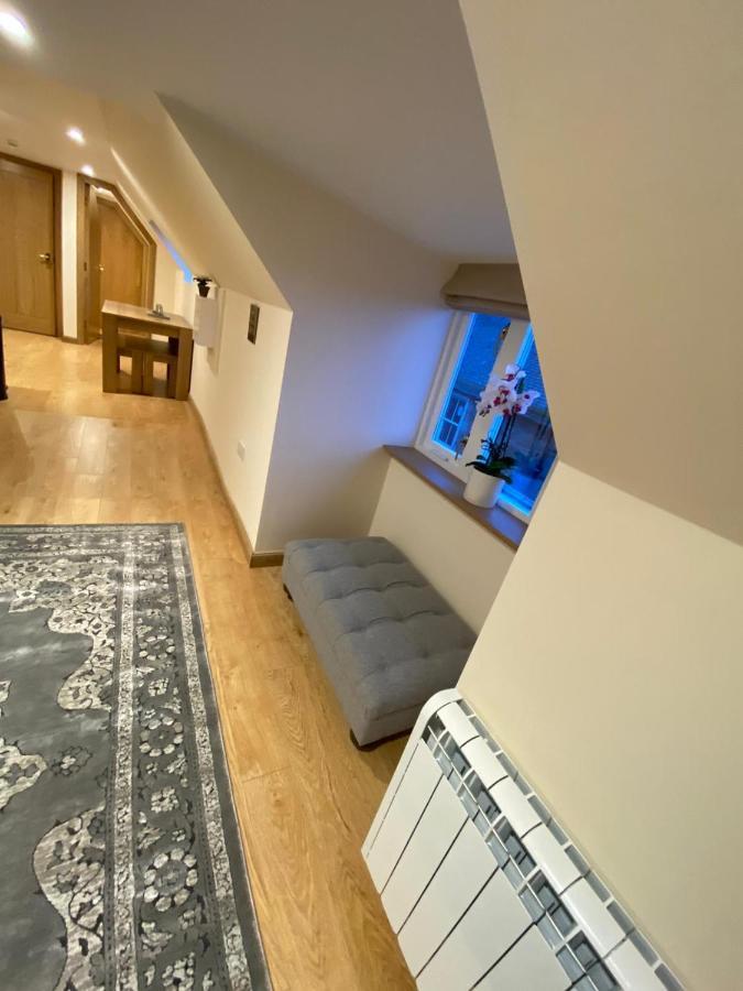 Waverley Apartment