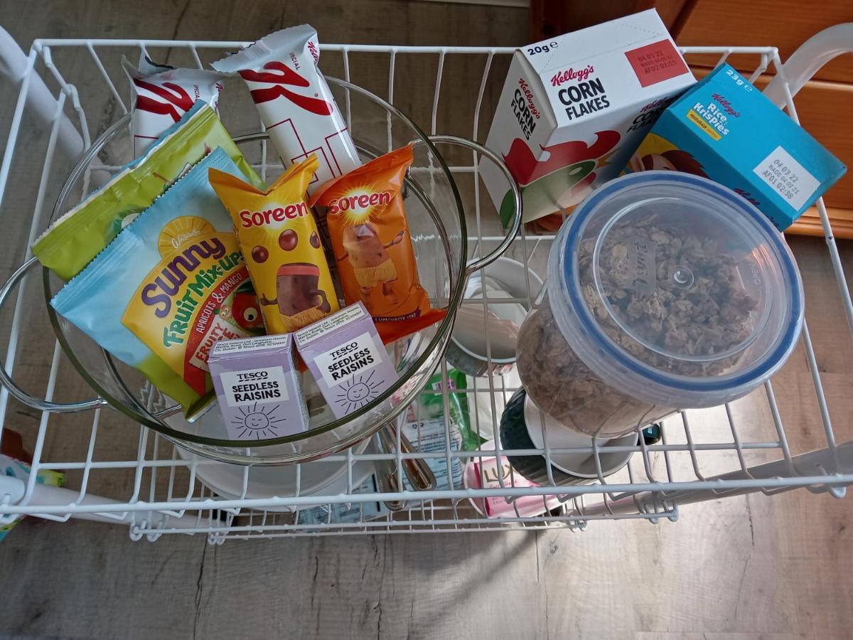 Double Only Light Breakfast Only Available Eaten Within Private Use Of Bathroom Guest house