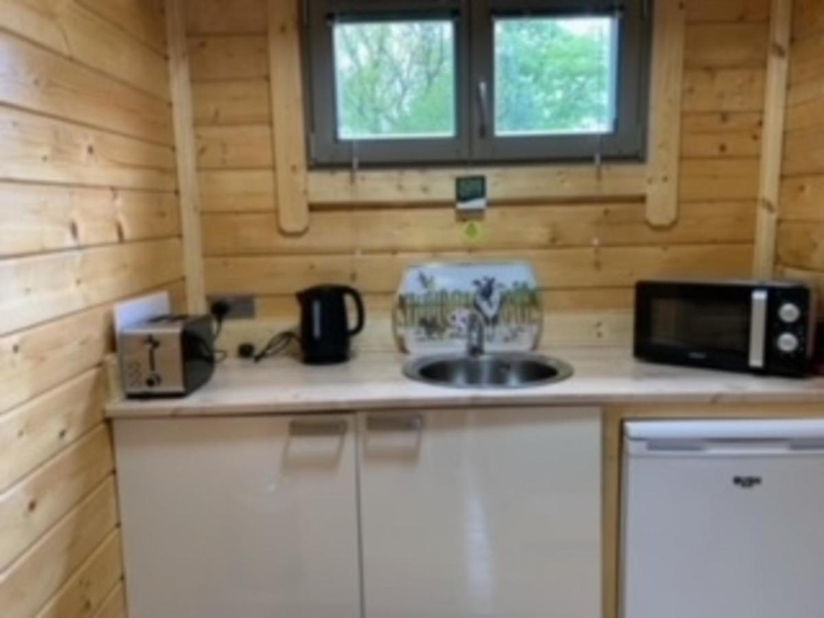 Immaculate 5 Mins To Dogs Welcome Holiday home Inverness