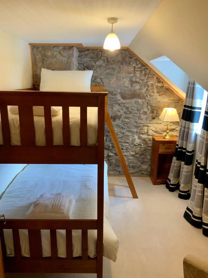 No 10 The Apartment