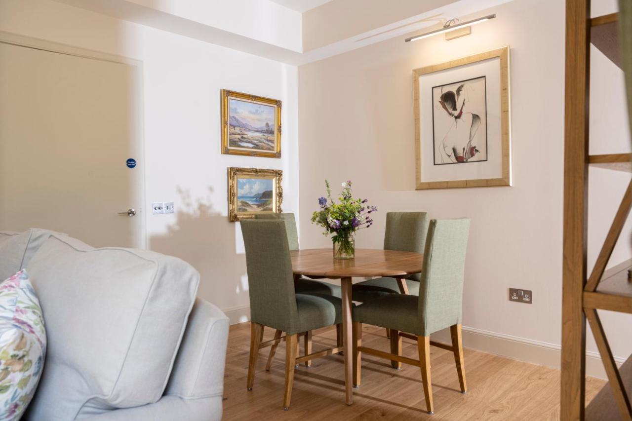 Apartment Art House Inverness
