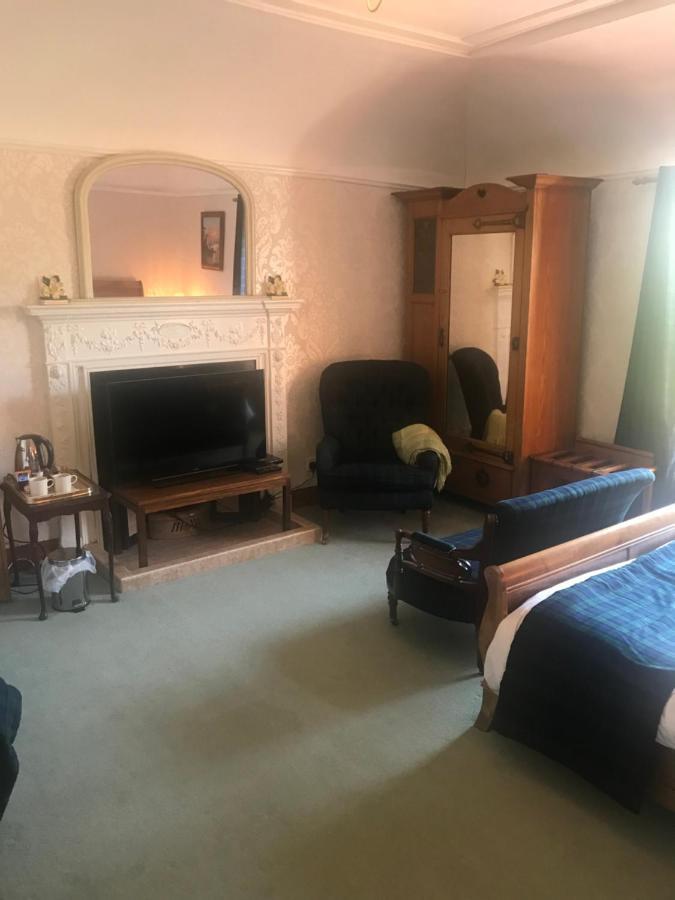 Cavell House 4*
