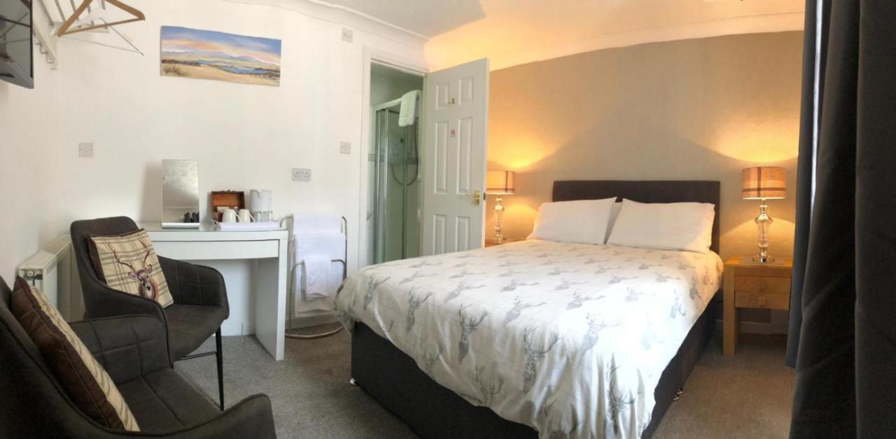 Cloudhowe Bed & Breakfast *