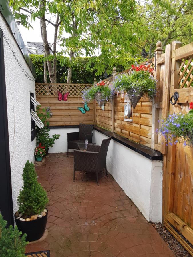The Little Garden Hoose Chalet
