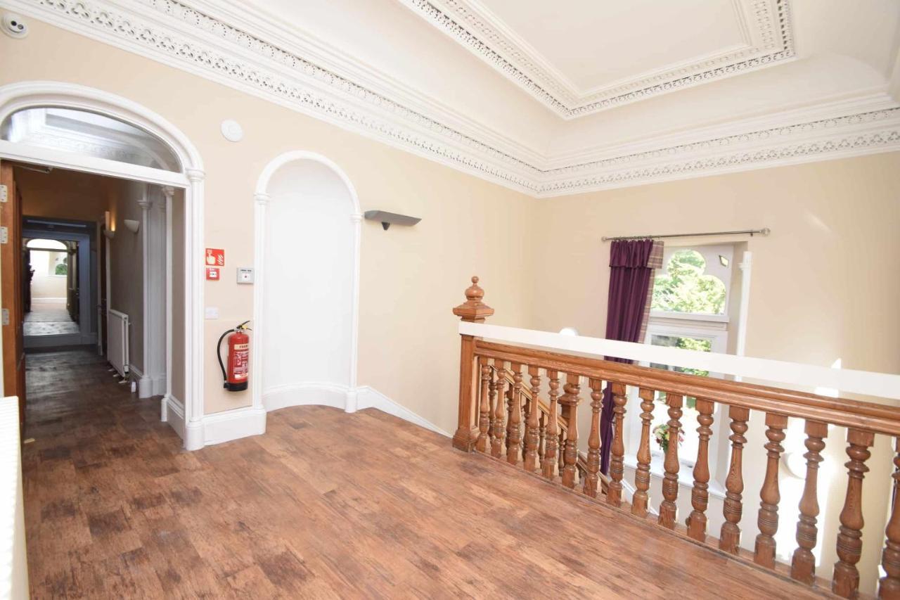 Rosedene Highland House Apartments,