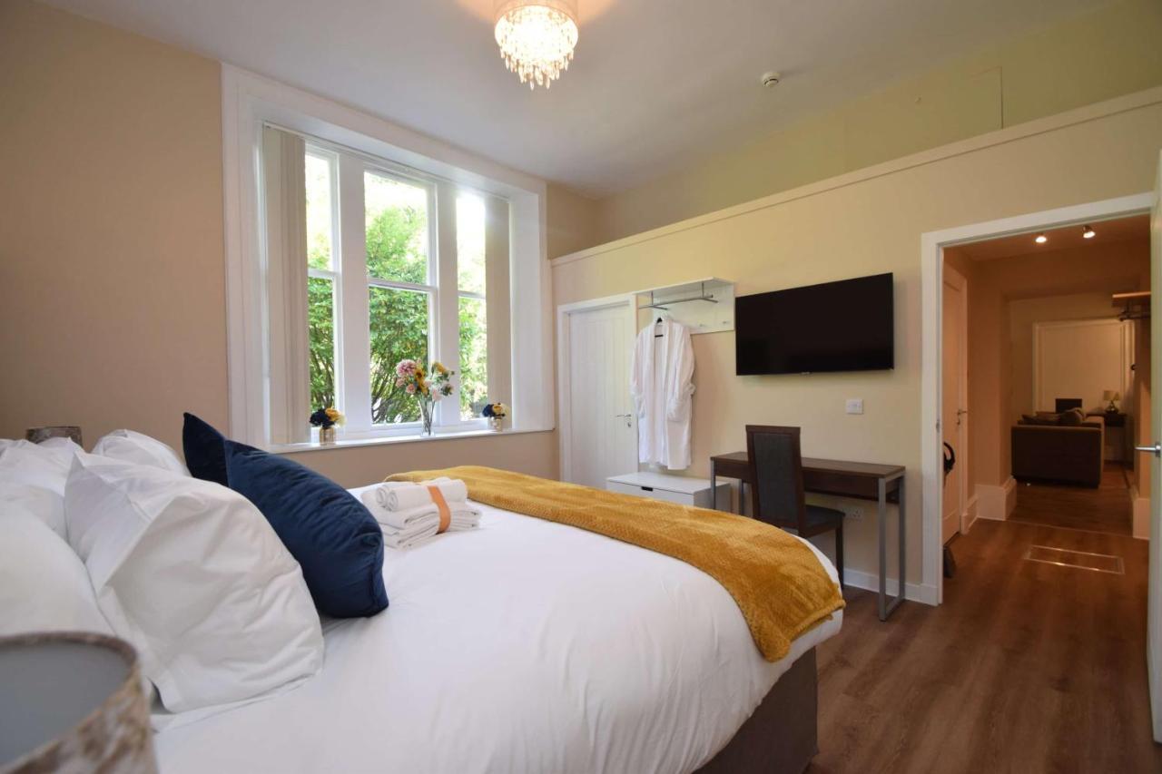 Rosedene Highland House Apartments,