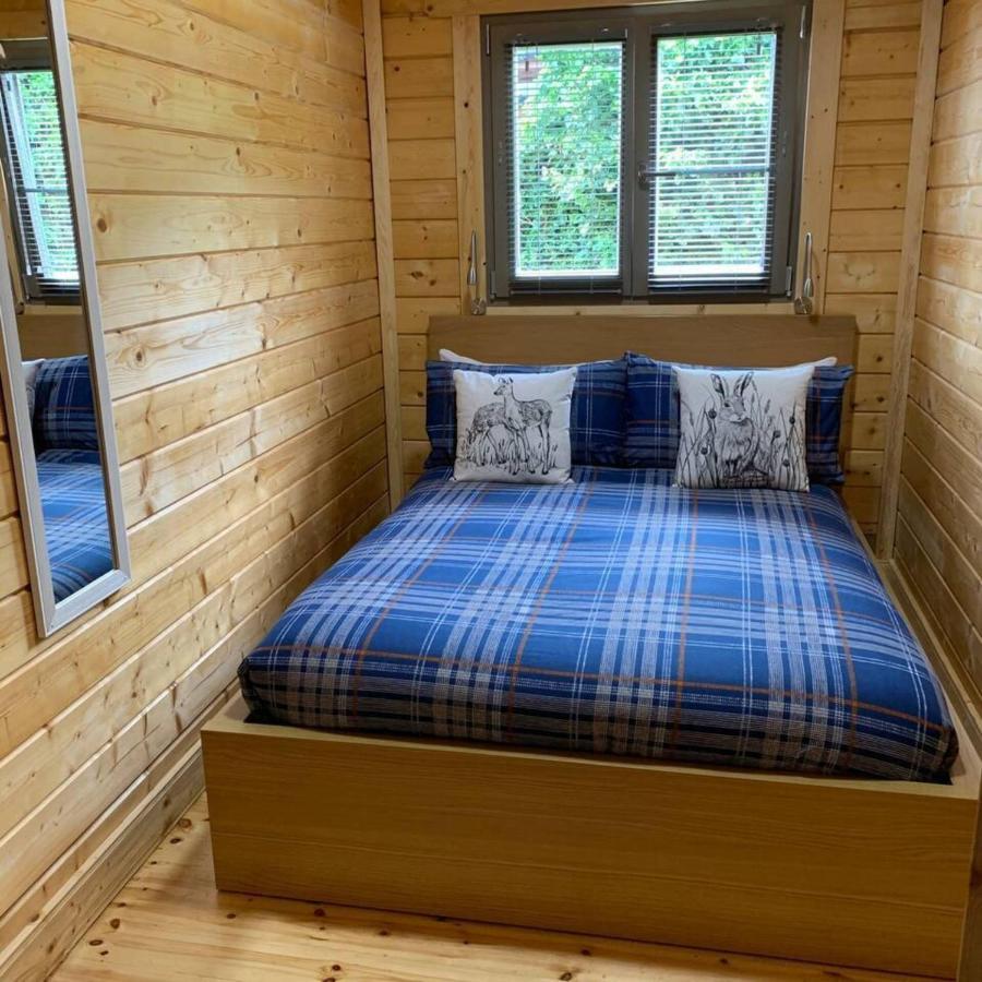 Immaculate 5 Mins To Dog Friendly Inverness