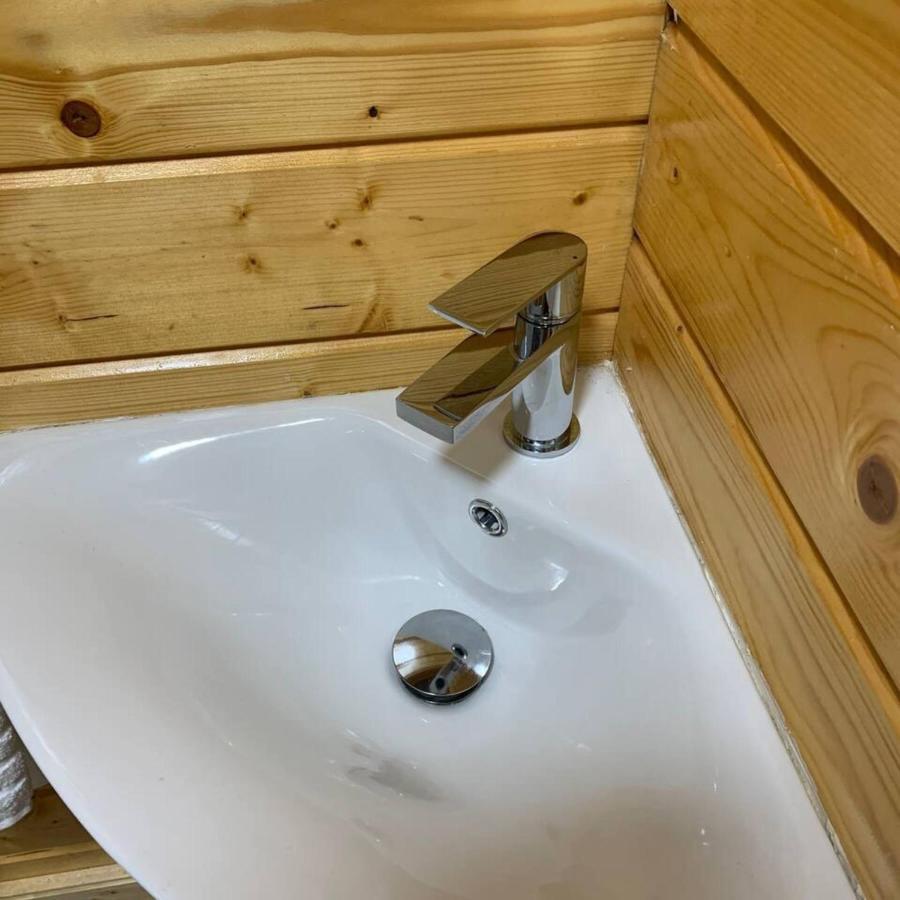 Immaculate 5 Mins To Dog Friendly Holiday home