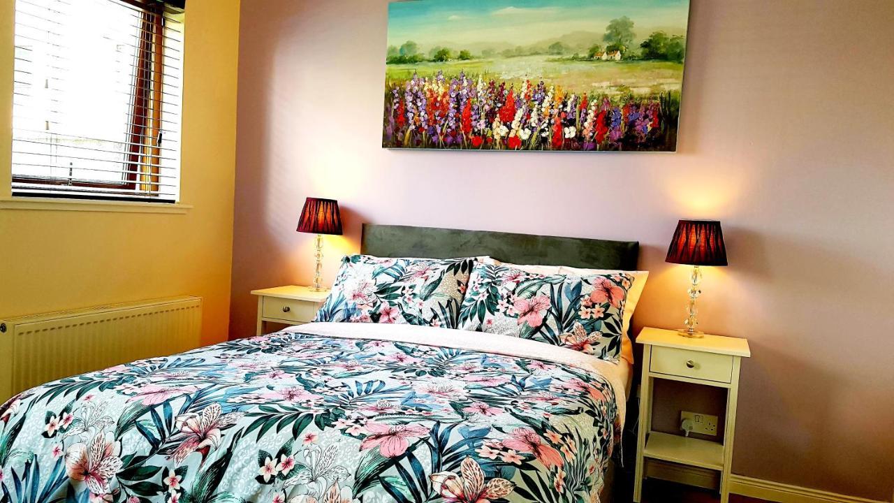 2 Bedroom Free Parking Apartment